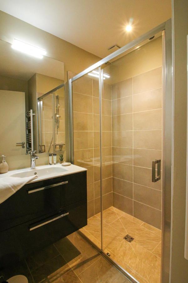 Bella, Jacuzzi Partage & Parking Avec Borne De Recharge Voiture Electrique Apartment Sarlat-la-Caneda Exterior photo